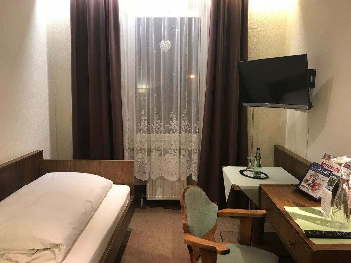 Gasthof & Hotel Goldener Hirsch Bad Berneck im Fichtelgebirge Luaran gambar
