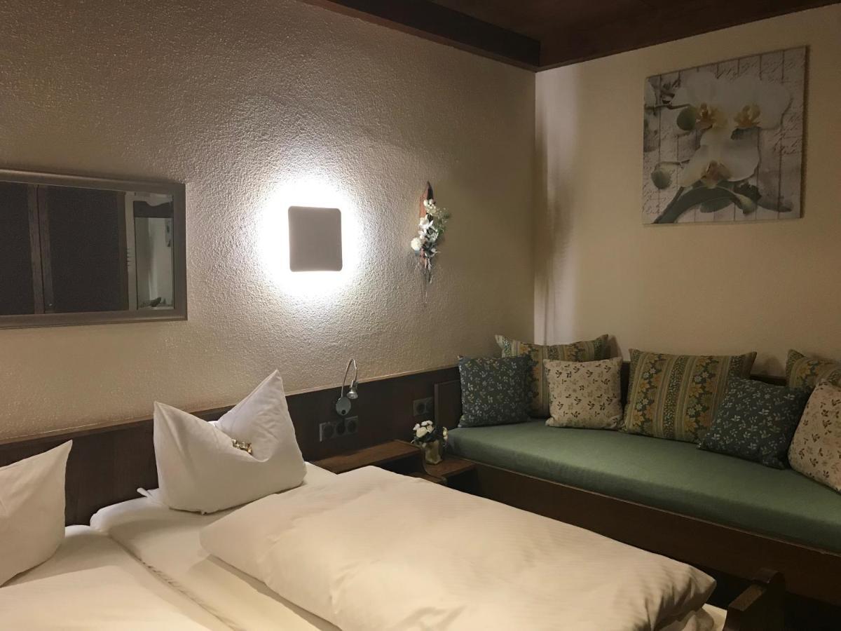 Gasthof & Hotel Goldener Hirsch Bad Berneck im Fichtelgebirge Luaran gambar