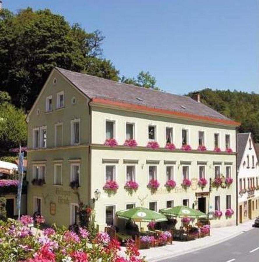 Gasthof & Hotel Goldener Hirsch Bad Berneck im Fichtelgebirge Luaran gambar