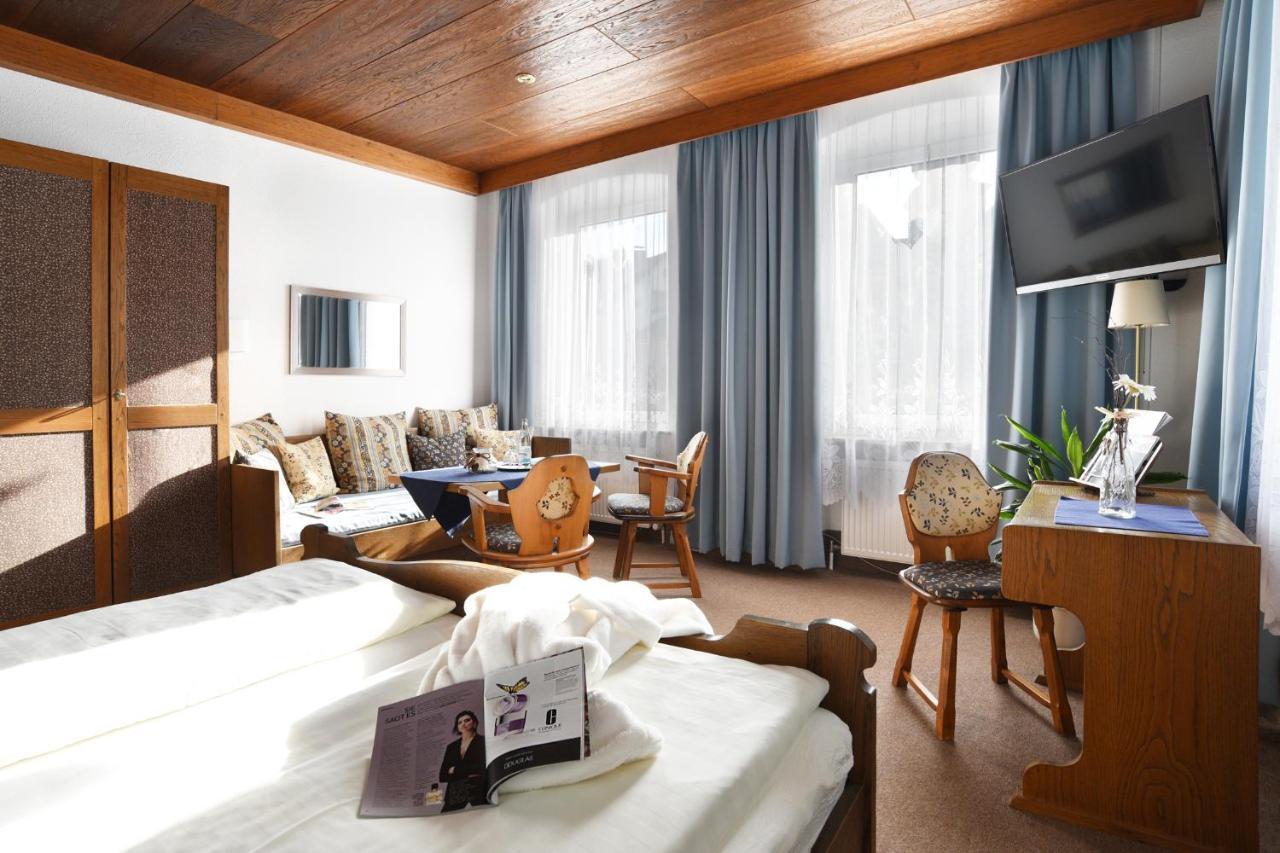 Gasthof & Hotel Goldener Hirsch Bad Berneck im Fichtelgebirge Luaran gambar