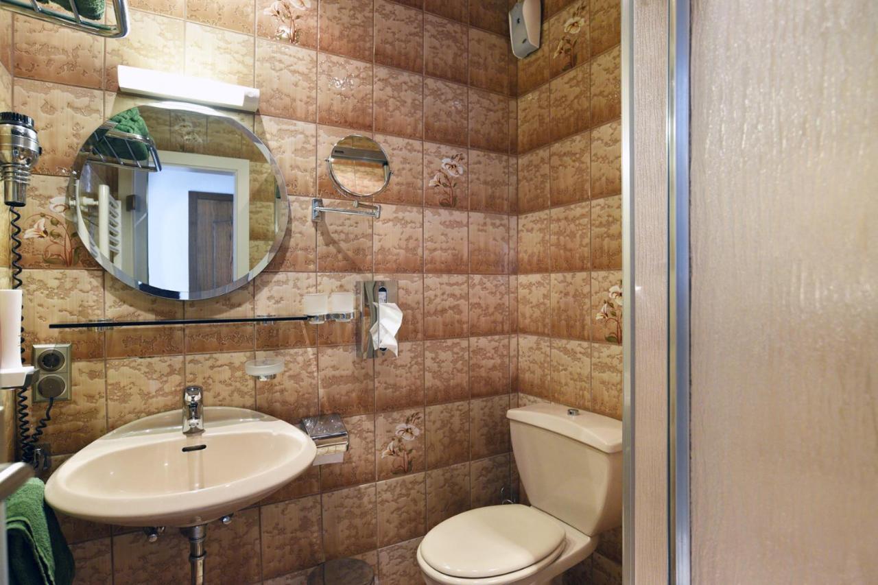 Gasthof & Hotel Goldener Hirsch Bad Berneck im Fichtelgebirge Luaran gambar